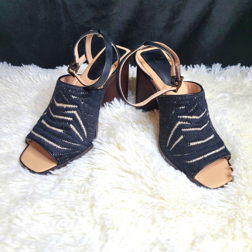 New A•D and Daughters Black and Nude, open toe shoes size 6, leather materials